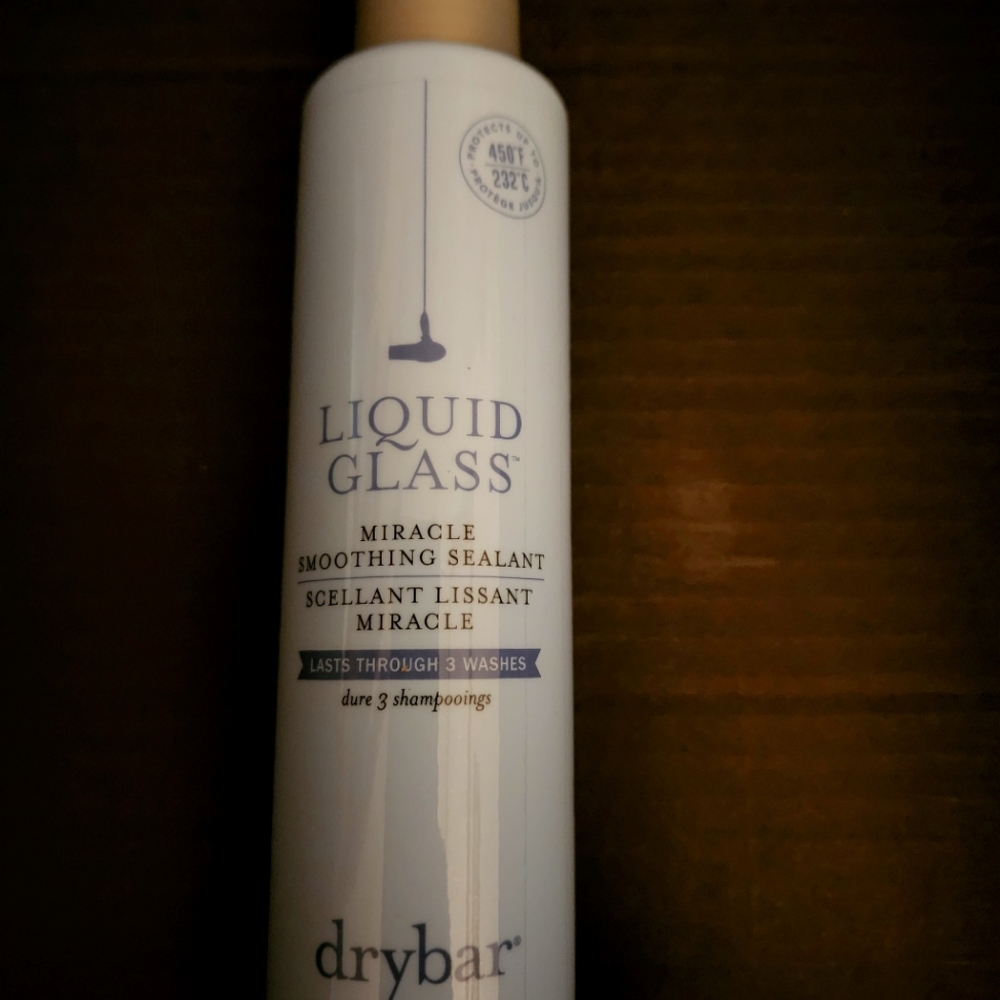 Dry bar full size liquid glass